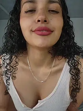 Snapshot of Lucy_Marin chatting on 25, 5, 2026 Lucy Marin online show from 25, 5, 2026