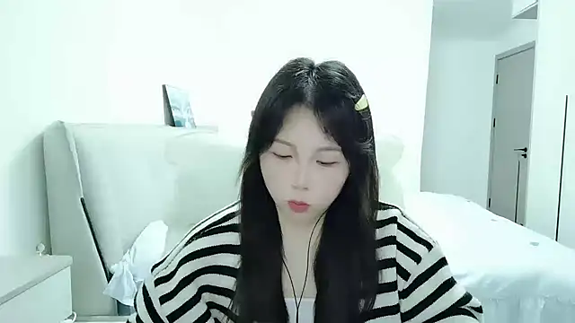 Sunset glow online show from 18, 3, 2026