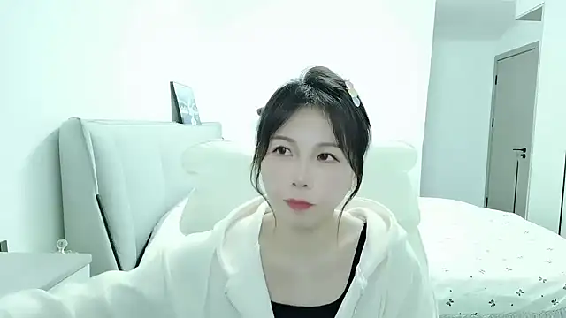 Sunset glow online show from 8, 11, 2025