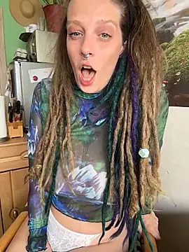 MenaDreadfull online show from 2, 10, 2025