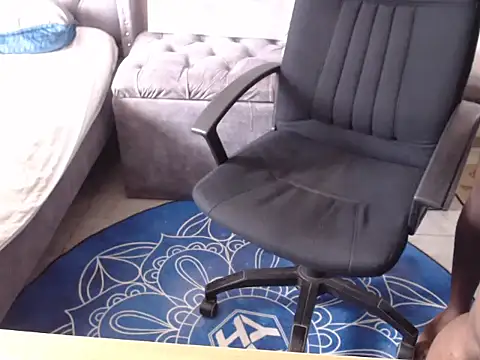 ebonybbwcouples online show from 29, 10, 2025