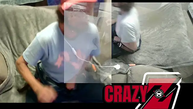 Snapshot of crazyzac chatting on 11, 10, 2025 crazyzac online show from 11, 10, 2025