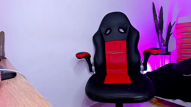 MaryJaneDove online show from 2, 2, 2025