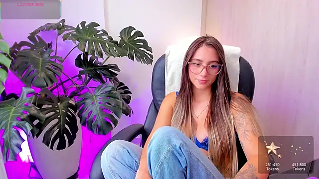 StacyConner online show from 18, 7, 2026
