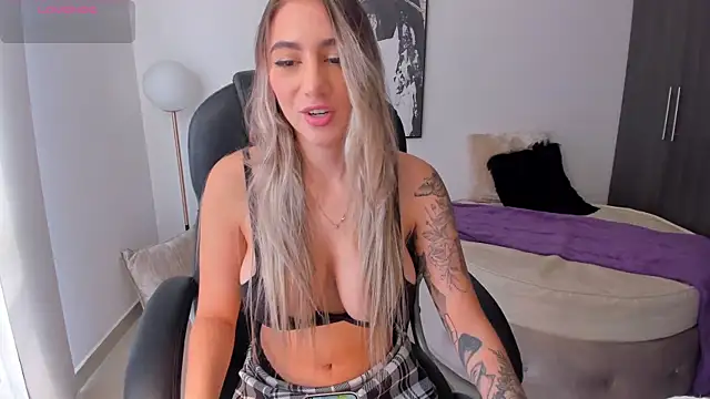 StacyConner online show from 14, 2, 2025