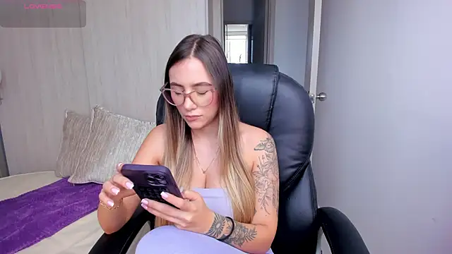 StacyConner online show from 19, 9, 2025