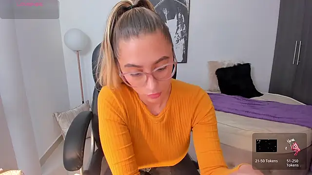 StacyConner online show from 8, 2, 2025