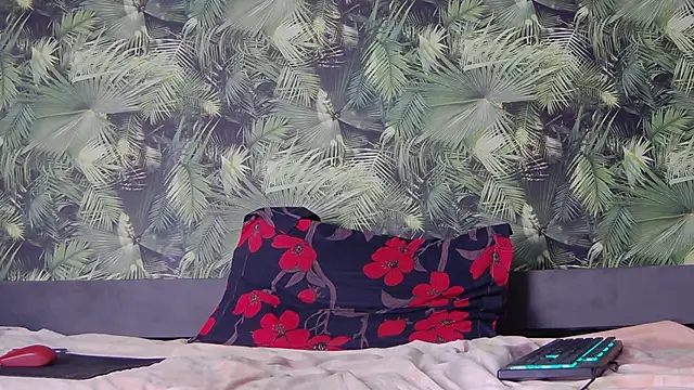 Alison Drew online show from 2, 12, 2025