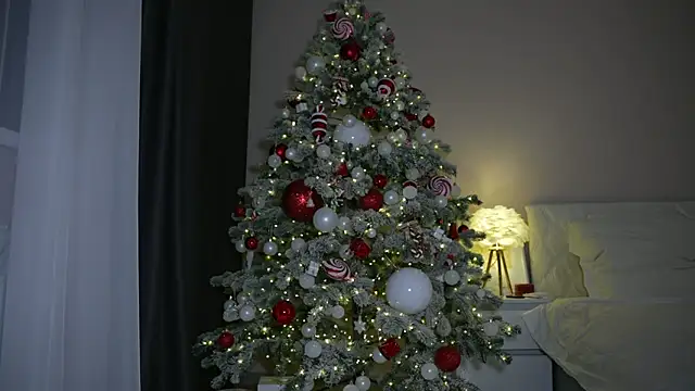 CatchMe1 online show from 21, 11, 2025