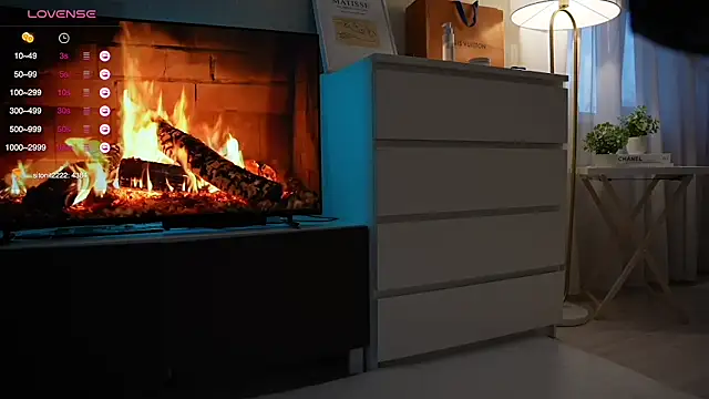 CatchMe1 online show from 2, 3, 2025