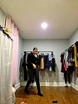 Nikkierosee online show from 16, 2, 2026