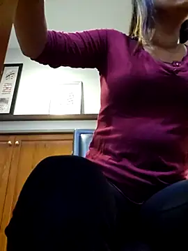 Snapshot of Nikkierosee chatting on 27, 2, 2025 Nikkierosee online show from 27, 2, 2025