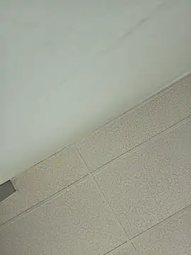 Snapshot of Nikkierosee chatting on 15, 9, 2025 Nikkierosee online show from 15, 9, 2025