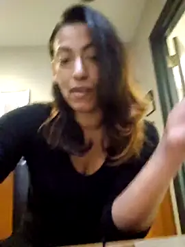 Snapshot of Nikkierosee chatting on 12, 3, 2025 Nikkierosee online show from 12, 3, 2025