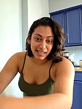 Snapshot of Nikkierosee chatting on 13, 9, 2025 Nikkierosee online show from 13, 9, 2025