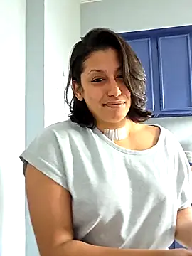 Snapshot of Nikkierosee chatting on 29, 10, 2025 Nikkierosee online show from 29, 10, 2025