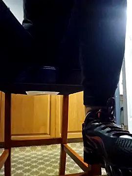 Snapshot of Nikkierosee chatting on 12, 3, 2025 Nikkierosee online show from 12, 3, 2025