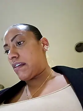 Snapshot of Nikkierosee chatting on 1, 3, 2025 Nikkierosee online show from 1, 3, 2025