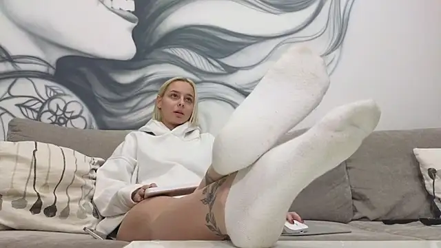 Scout Avrora online show from 15, 11, 2025