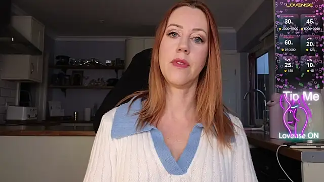 stripmequick online show from 23, 12, 2025