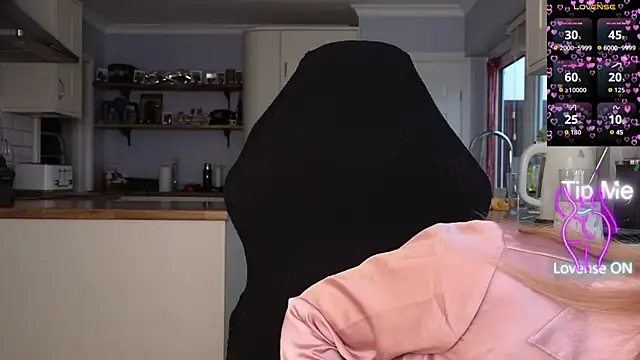 stripmequick online show from 19, 2, 2026