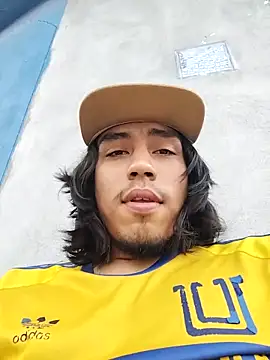 AlexAlejandro13 online show from 3, 4, 2026