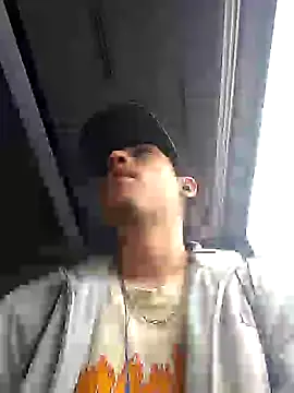 AlexAlejandro13 online show from 9, 11, 2025