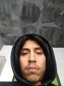 AlexAlejandro13 online show from 2, 12, 2025