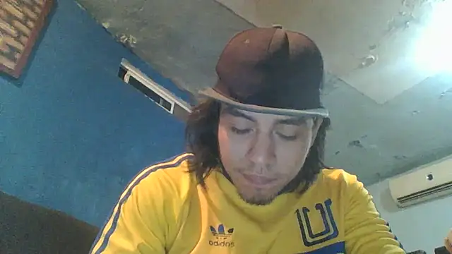 AlexAlejandro13 online show from 1, 3, 2026