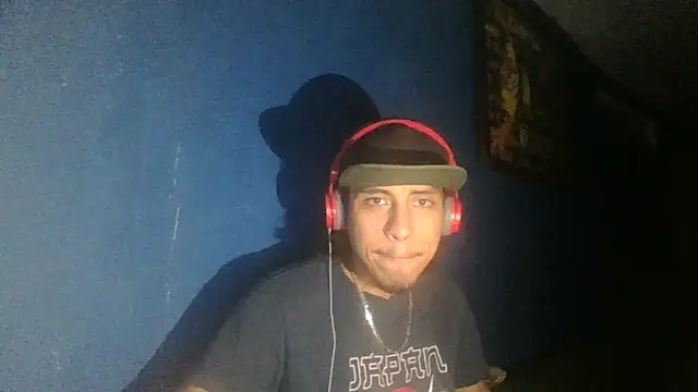 AlexAlejandro13 online show from 6, 10, 2025