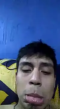 AlexAlejandro13 online show from 4, 12, 2024