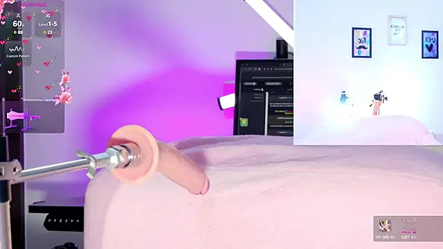 Scarlett-Smile online show from 1, 3, 2025