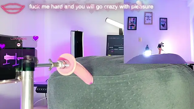 Scarlett-Smile online show from 29, 11, 2025