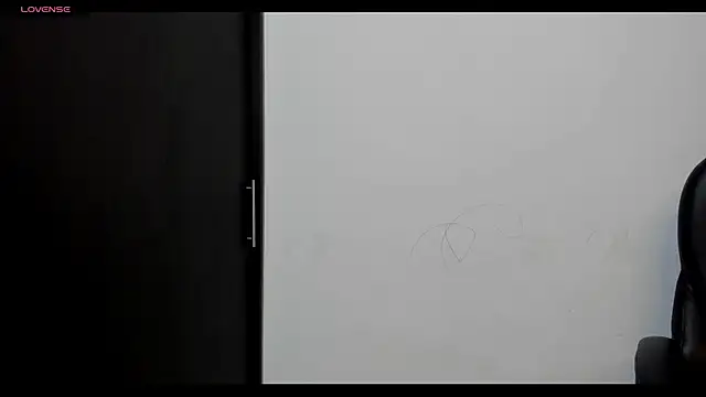 Snapshot of emilysex_118 chatting on 6, 2, 2026 emilysex 118 online show from 6, 2, 2026