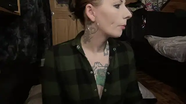 TeenyDoll online show from 25, 2, 2026