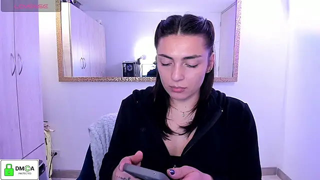 EricaVanderhill online show from 12, 7, 2026