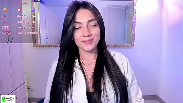 EricaVanderhill online show from 7, 4, 2026