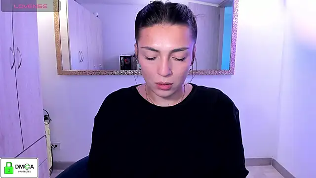 EricaVanderhill online show from 24, 7, 2026