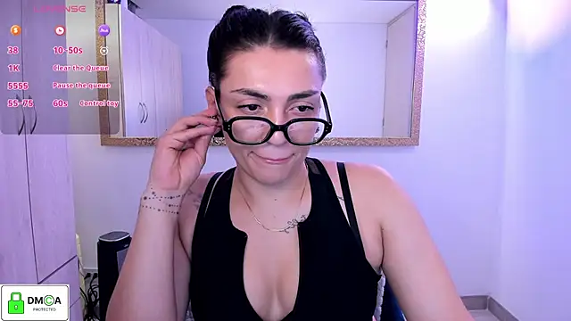 EricaVanderhill online show from 19, 5, 2026