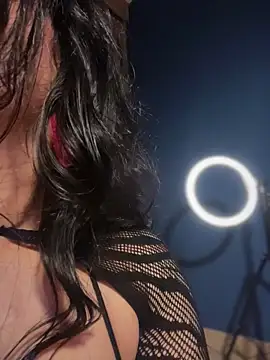 Snapshot of Roxxannne chatting on 20, 2, 2026 Roxxannne online show from 20, 2, 2026