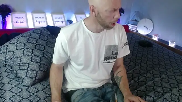 MaxRouger online show from 10, 9, 2025