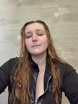 CandyShoopp online show from 23, 4, 2026