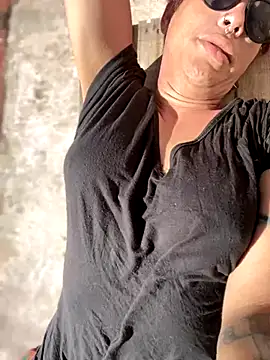 Alicbranca online show from 10, 11, 2025