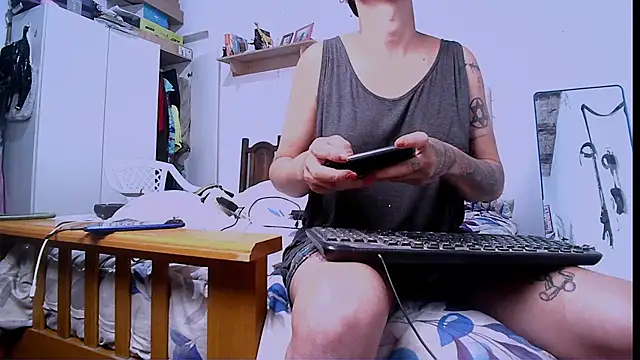 Alicbranca online show from 8, 10, 2025