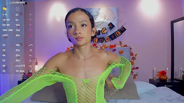 Snapshot of brianathompson chatting on 22, 10, 2025 brianathompson online show from 22, 10, 2025