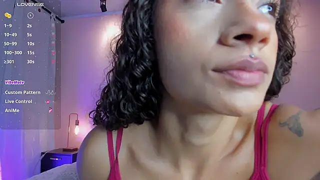 Snapshot of brianathompson chatting on 10, 11, 2025 brianathompson online show from 10, 11, 2025