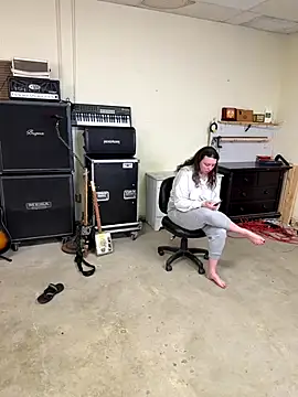 TheSpookyRoom online show from 21, 10, 2025