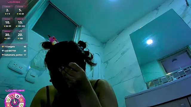 ashelydainii online show from 8, 3, 2025