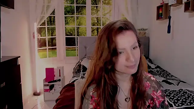 vanessabrown  online show from 25, 5, 2026