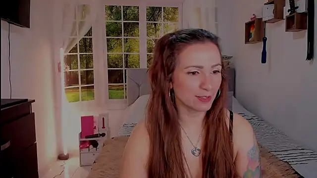 vanessabrown  online show from 1, 6, 2026